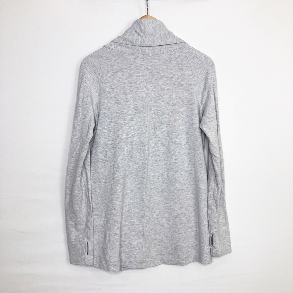 Lululemon size 6 Coast easy wrap ultralight heathered jacket. - Picture 3 of 9
